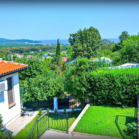 Къща за гости Aspen Приморско