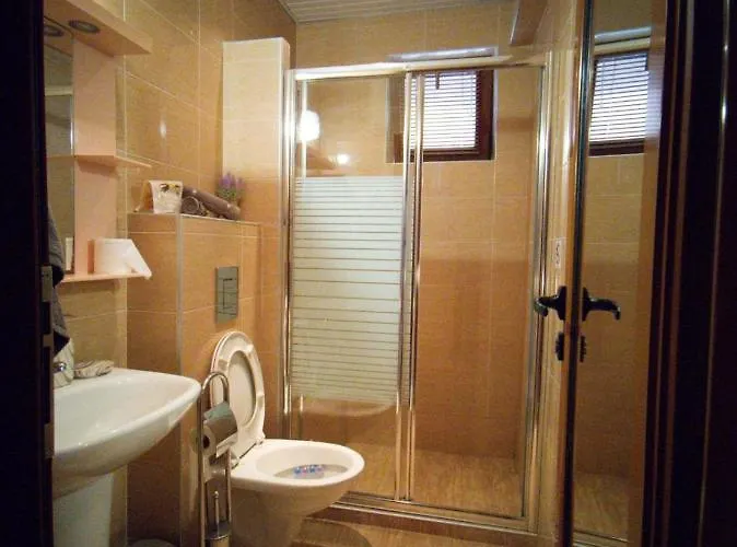 Aspen Къща за гости