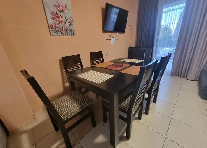 Aspen Къща за гости 4*